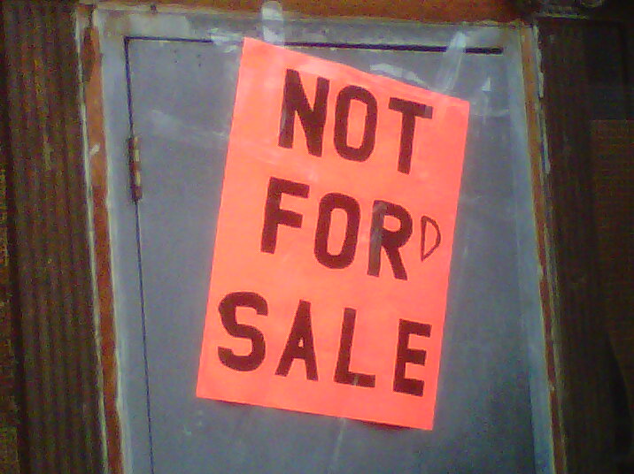 This ‘NOT FOR(D) SALE’ sign posted up on one of the 700+ Toronto Community Housing buildings and houses slated for sale and/or demolition in the City of Toronto. (Photo by Shane Martínez)